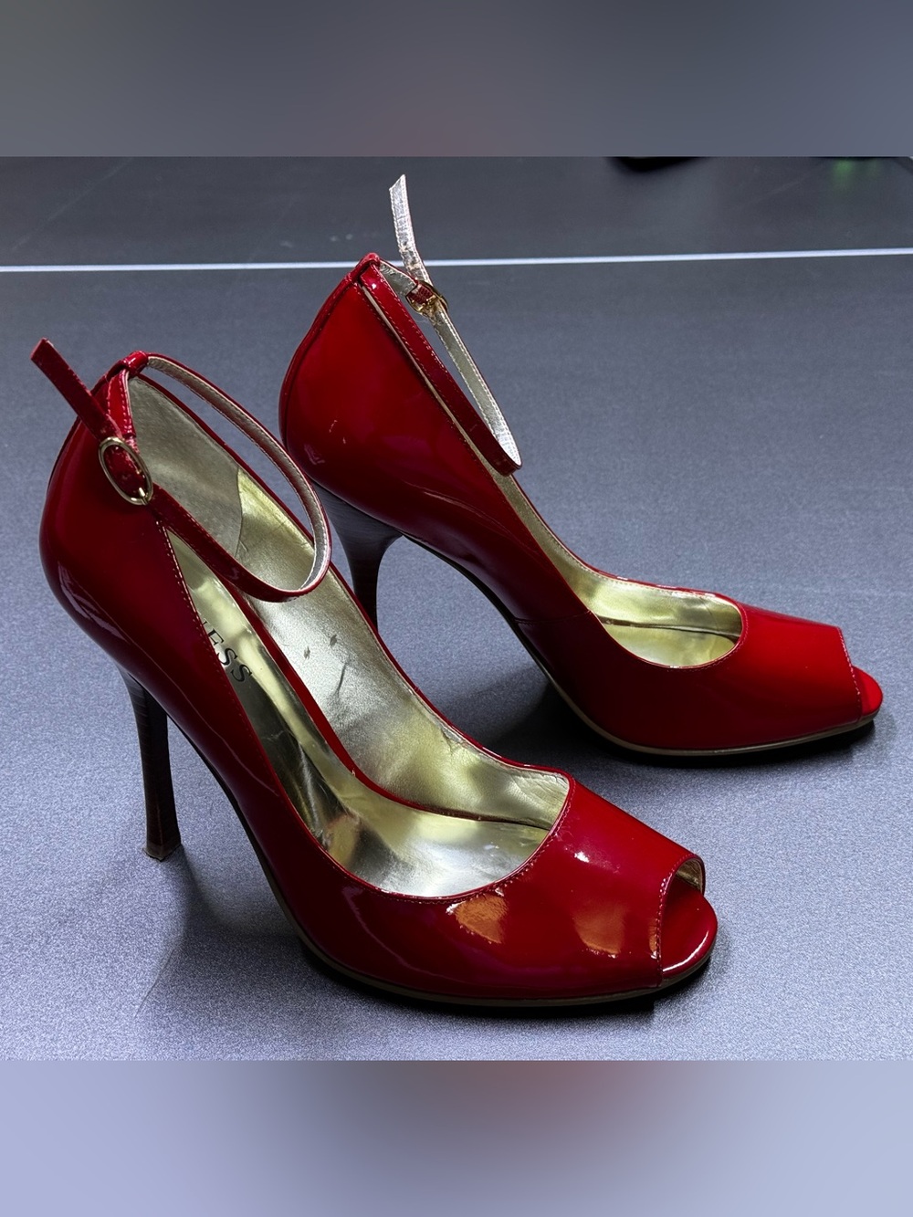GUESS by Marciano Red Patent Peep Toe Ankle Strap Heels Women’s Size 7